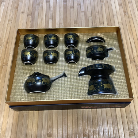 Красивый набор посуды для чайной церемонии на 6 персон